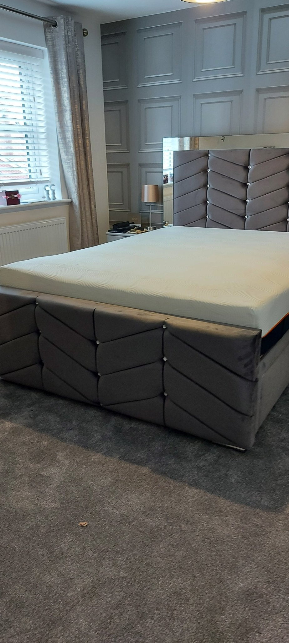 Skyline Mirror Bed - Moon Sleep Luxury Beds